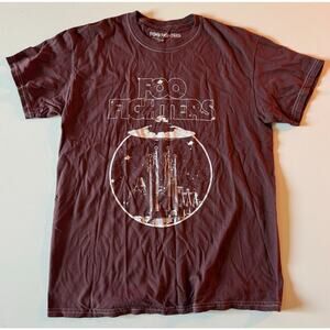 NWOT Foo Fighters Maroon Flying Saucer Unisex Shirt